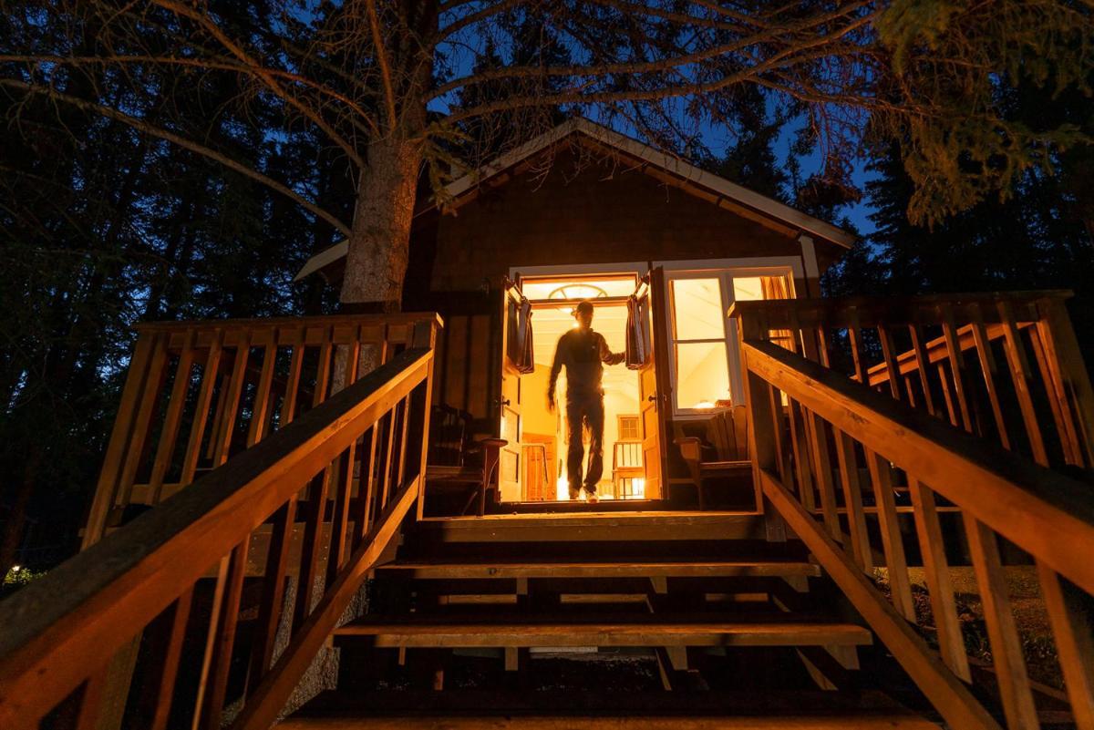 Johnston Canyon & Chalet *